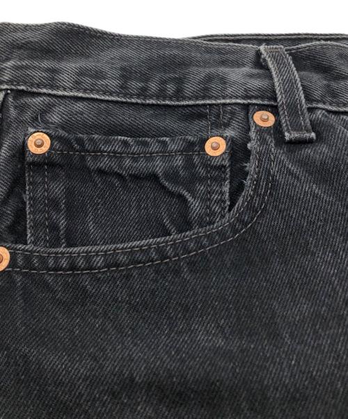 LEVI'S（リーバイス）LEVI'S (リーバイス) デニムパンツ ブラック サイズ:W32×L34の古着・服飾アイテム