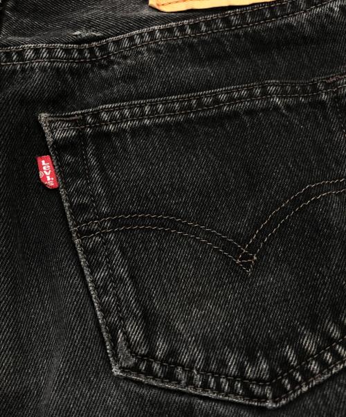 LEVI'S（リーバイス）LEVI'S (リーバイス) デニムパンツ ブラック サイズ:W32×L34の古着・服飾アイテム