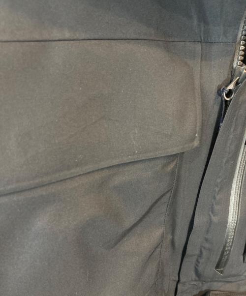 DESCENTE ALLTERRAIN（デザイント オルテライン）Descente ALLTERRAIN (デザイント オルテライン) STABRIDGE (スタブリッジ) WORLD TOUR JACKET ネイビー サイズ:Lの古着・服飾アイテム