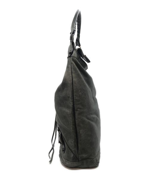 BALENCIAGA（バレンシアガ）BALENCIAGA (バレンシアガ) カバード ジャイアント デイ ショルダーバッグ カーキの古着・服飾アイテム