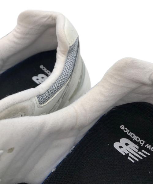 NEW BALANCE（ニューバランス）NEW BALANCE (ニューバランス) ローカットスニーカー ホワイト×グレー サイズ:26.5㎝の古着・服飾アイテム