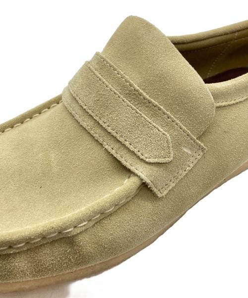 CLARKS ORIGINALS（クラークス オリジナルズ）Clarks Originals (クラークス オリジナルズ) WALLABEELOAFER ベージュ サイズ:UK９ 未使用品の古着・服飾アイテム