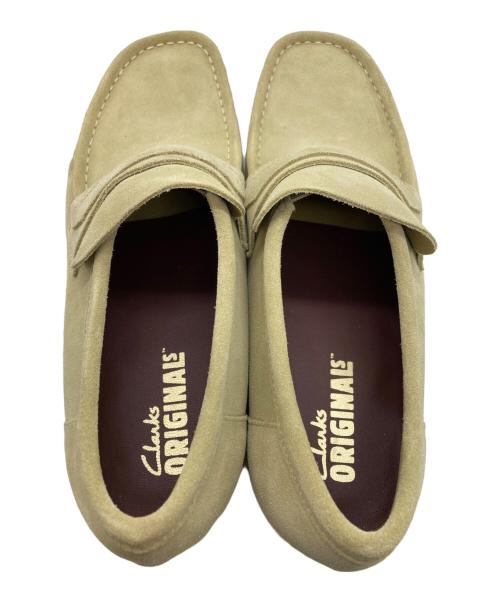 CLARKS ORIGINALS（クラークス オリジナルズ）Clarks Originals (クラークス オリジナルズ) WALLABEELOAFER ベージュ サイズ:UK９ 未使用品の古着・服飾アイテム