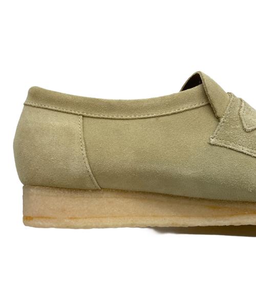 CLARKS ORIGINALS（クラークス オリジナルズ）Clarks Originals (クラークス オリジナルズ) WALLABEELOAFER ベージュ サイズ:UK９ 未使用品の古着・服飾アイテム