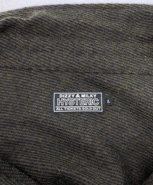 Hysteric Glamour（ヒステリックグラマー）Hysteric Glamour (ヒステリックグラマー) SPEEDSTER刺繍 CPOシャツ カーキ サイズ:Lの古着・服飾アイテム