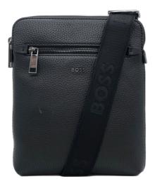 BOSS（ボス）の古着「イタリアン グレインレザー エンベロープ バッグ」｜ブラック