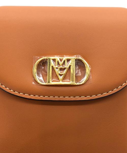 MCM（エムシーエム）MCM (エムシーエム) メタルロゴチェーンショルダーバッグ ブラウン 未使用品の古着・服飾アイテム