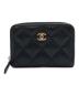 CHANEL（シャネル）の古着「クラシックジップコインパース」｜ブラック