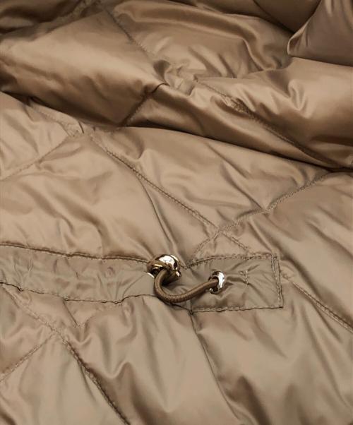 WEEKEND Max Mara（ウィークエンド マックスマーラ）WEEKEND Max Mara (ウィークエンド マックスマーラ) タフタダウンコート/ダウンポンチョ キャメル サイズ:40 未使用品の古着・服飾アイテム