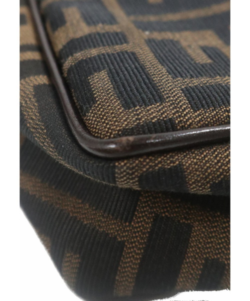 FENDI（フェンディ）FENDI (フェンディ) ハンドバッグ ブラウン サイズ:下記参照 ズッカの古着・服飾アイテム