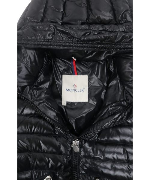 MONCLER（モンクレール）MONCLER (モンクレール) フード付シャイニーダウンジャケット ネイビー サイズ:1の古着・服飾アイテム