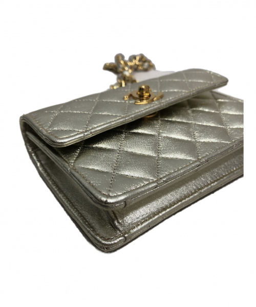 CHANEL（シャネル）CHANEL (シャネル) ミニミニマトラッセ シャンパンゴールド サイズ:- チェーンショルダーバッグの古着・服飾アイテム