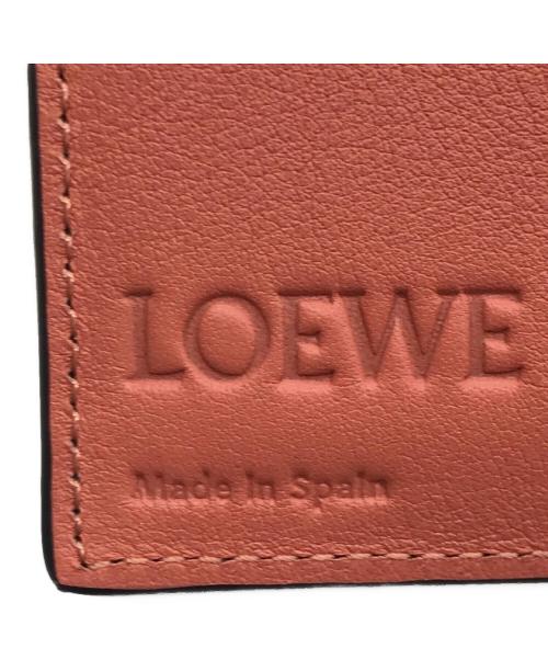 LOEWE（ロエベ）LOEWE (ロエベ) TRIFOLD WALLET ベージュ サイズ:-の古着・服飾アイテム