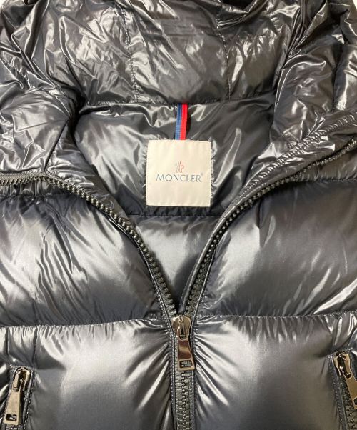 MONCLER（モンクレール）MONCLER (モンクレール) SERITTEダウンジャケット ネイビーの古着・服飾アイテム