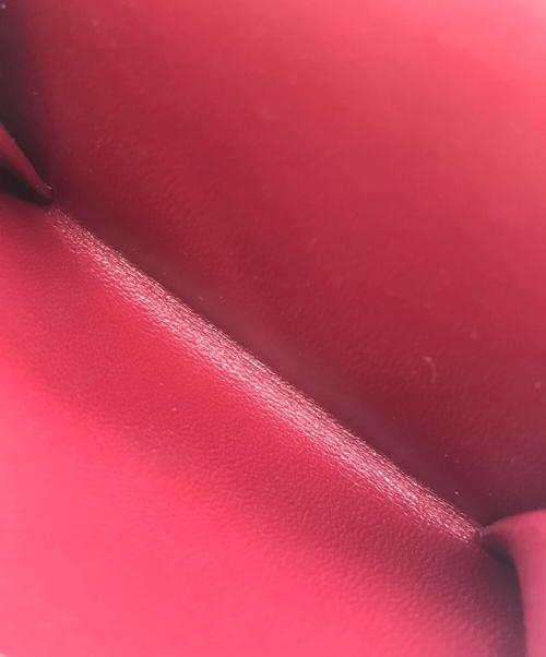 J&M DAVIDSON（ジェイ＆エム デヴィッドソン）J&M DAVIDSON (ジェイ＆エム デヴィッドソン) 3つ折り財布 ベージュ×レッドの古着・服飾アイテム