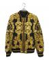 VERSACE（ヴェルサーチェ）の古着「総柄キルティングジャケット」｜ゴールド×ブラック