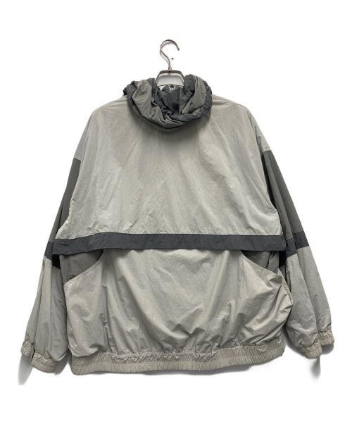 REMI RELIEF（レミレリーフ）REMI RELIEF (レミレリーフ) ナイロンウェザーベンチレーションフーディージャケット グレー サイズ:Mの古着・服飾アイテム