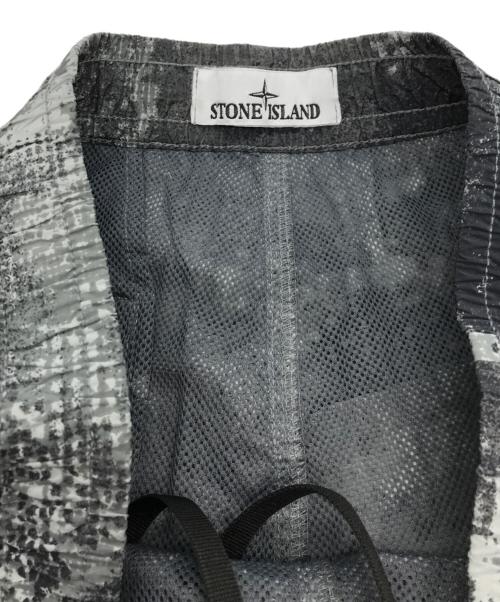 STONE ISLAND（ストーンアイランド）STONE ISLAND (ストーンアイランド) Comfort Bermuda Shorts グレー サイズ:W32の古着・服飾アイテム