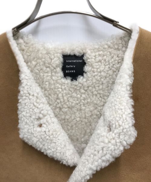 International Gallery（インターナショナルギャラリー）International Gallery (インターナショナルギャラリー) ムートンベスト ベージュ サイズ:Lの古着・服飾アイテム