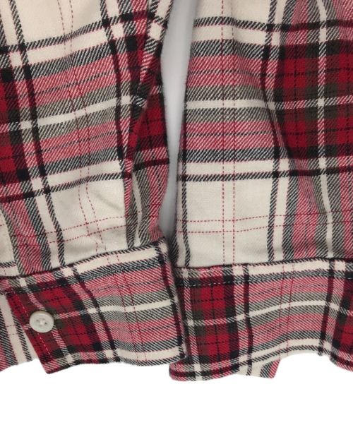 KITH（キス）KITH (キス) Ludlow Button Down レッド サイズ:Mの古着・服飾アイテム