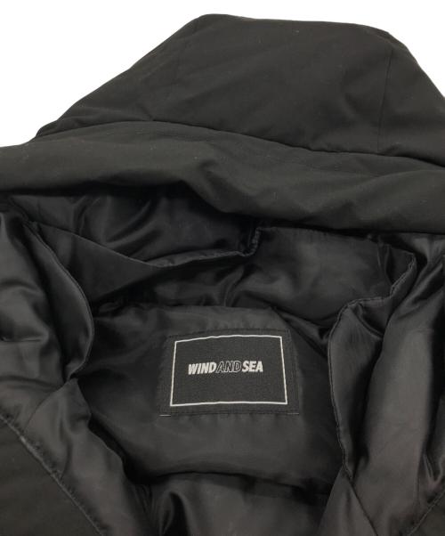 WIND AND SEA（ウィンダンシー）WIND AND SEA (ウィンダンシー) HOODED DOWN JACKET ブラック サイズ:Mの古着・服飾アイテム