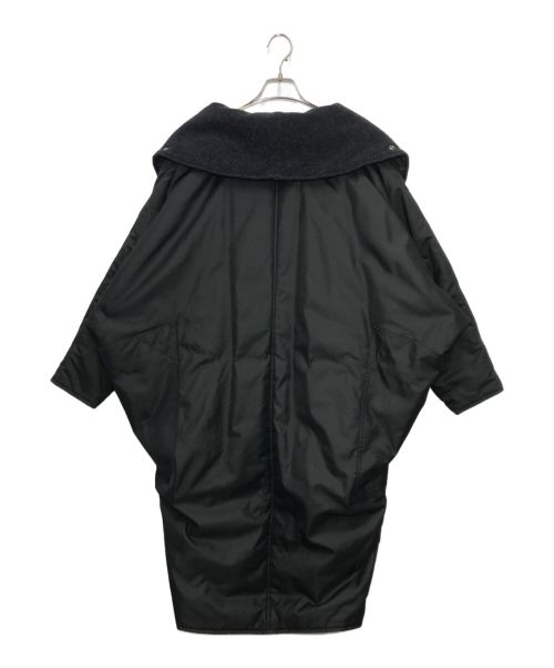 77circa（ナナナナサーカ）77circa (ナナナナサーカ) 変形ビッグカラー中綿コート ブラック サイズ:Freeの古着・服飾アイテム