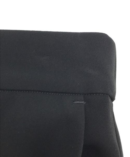 M-PREMIER（エムプルミエ）M-premier (エムプルミエ) ソアパールバックウエストゴムワイドパンツ ブラック サイズ:34 未使用品の古着・服飾アイテム