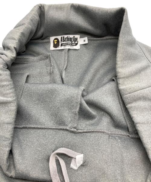 A BATHING APE（ア ベイシング エイプ）A BATHING APE (ア ベイシング エイプ) シャークプリントスウェットショーツ グレー サイズ:Mの古着・服飾アイテム