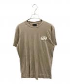 EMPORIO ARMANIエンポリオアルマーニ）の古着「立体刺繍Tシャツ」｜ベージュ
