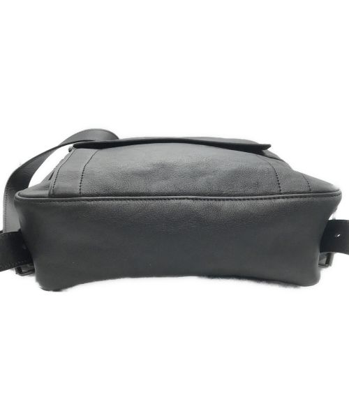 LONGCHAMP（ロンシャン）LONGCHAMP (ロンシャン) 3D レザー バックパック ブラックの古着・服飾アイテム