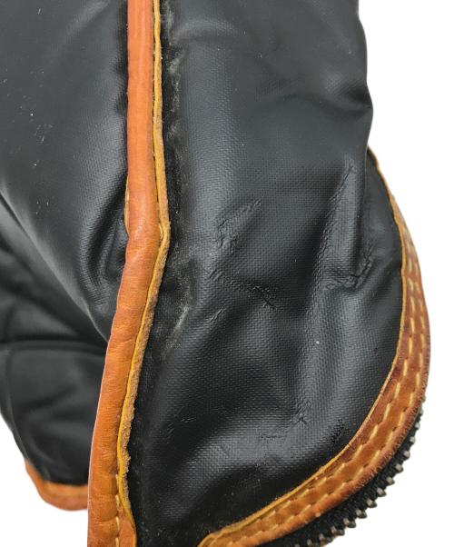 HUNTING WORLD（ハンティングワールド）HUNTING WORLD (ハンティングワールド) ナイロンボディバック ブラックの古着・服飾アイテム