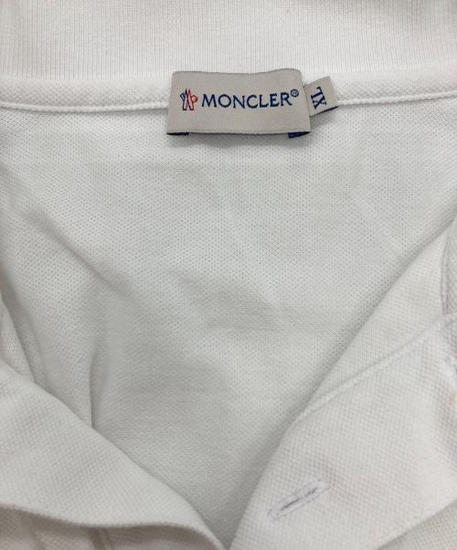 MONCLER（モンクレール）MONCLER (モンクレール) ポロシャツ ホワイト サイズ:XLの古着・服飾アイテム