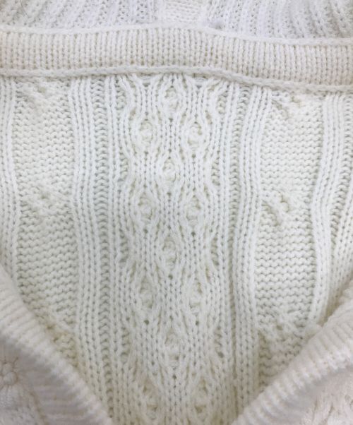 GRACE CONTINENTAL（（グレースコンチネンタル）GRACE CONTINENTAL (（グレースコンチネンタル) フーデッドニットワンピース ホワイト サイズ:36の古着・服飾アイテム