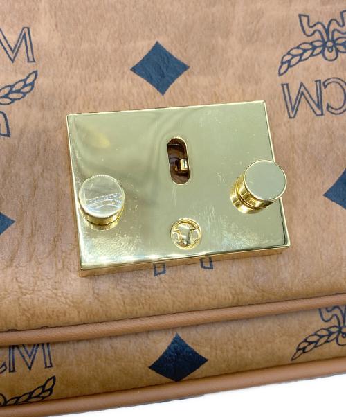 MCM（エムシーエム）MCM (エムシーエム) Tracy クロスボディバッグ - ヴィセトス ブラウンの古着・服飾アイテム