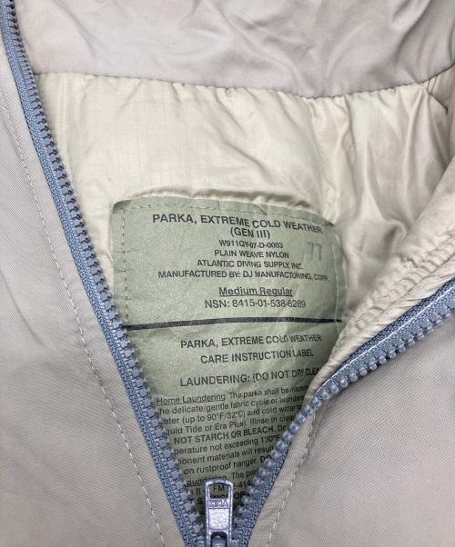 US ARMY（ユーエスアーミー）US ARMY (ユーエスアーミー) ［古着］ECWCS GEN3 LEVEL 7 プリマロフトジャケット グレー サイズ:Mの古着・服飾アイテム