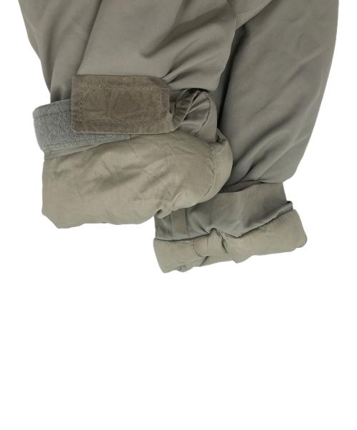 US ARMY（ユーエスアーミー）US ARMY (ユーエスアーミー) ［古着］ECWCS GEN3 LEVEL 7 プリマロフトジャケット グレー サイズ:Mの古着・服飾アイテム