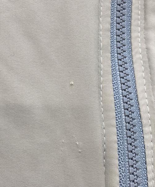 US ARMY（ユーエスアーミー）US ARMY (ユーエスアーミー) ［古着］ECWCS GEN3 LEVEL 7 プリマロフトジャケット グレー サイズ:Mの古着・服飾アイテム