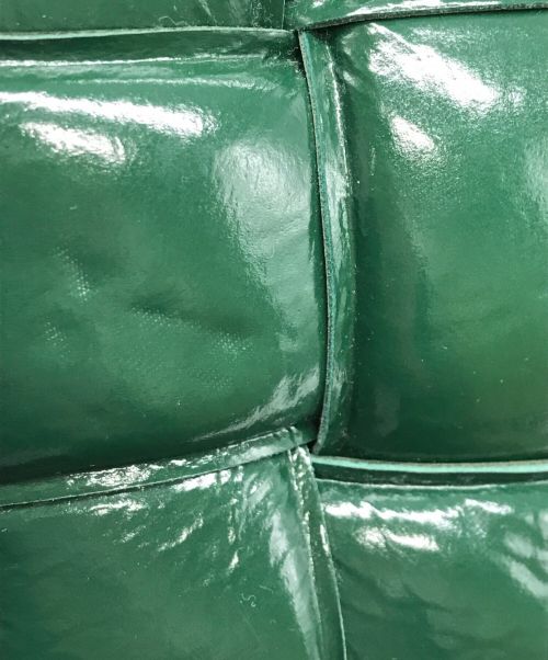 BOTTEGA VENETA（ボッテガベネタ）BOTTEGA VENETA (ボッテガベネタ) パテッド カセット ショルダーバッグ グリーンの古着・服飾アイテム