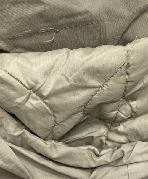 US ARMY（ユーエスアーミー）US ARMY (ユーエスアーミー) ［古着］ECWCS GEN ⅢEXTREME COLD WEATHER PARKA グレー サイズ:Lの古着・服飾アイテム