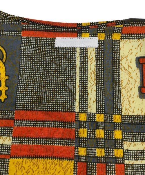 Engineered Garments（エンジニアドガーメンツ）Engineered Garments (エンジニアド ガーメンツ) WRAP DRESS-COTTON AFRICAN PRINT ブラウン サイズ:FREEの古着・服飾アイテム