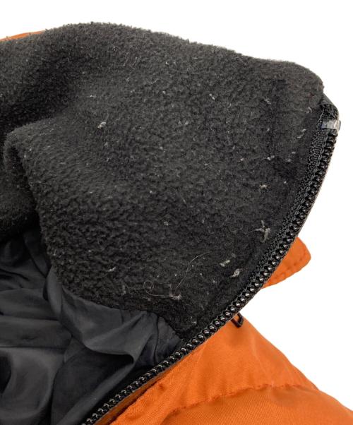 PETER HUTCHINSON（ピーター ハッチンソン）PETER HUTCHINSON (ピーター ハッチンソン) DELTA HOODED JACKET オレンジ サイズ:Lの古着・服飾アイテム