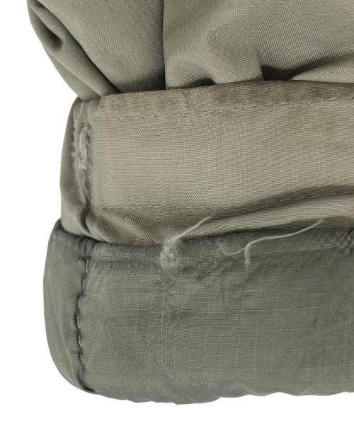 US ARMY（ユーエスアーミー）US ARMY (ユーエスアーミー) ［古着］ECWCS GEN3 LEVEL7 JACKET グレー サイズ:Sの古着・服飾アイテム