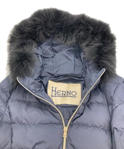 HERNO（ヘルノ）HERNO (ヘルノ) ファー付きダウンジャケット ネイビー サイズ:SIZE 42の古着・服飾アイテム