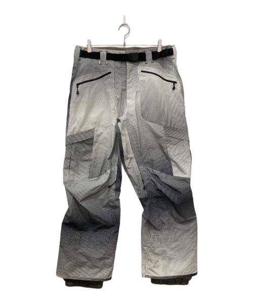 BURTON ak（バートンエーケー）BURTON ak (バートンエーケー) スノーボードウェア(パンツ) ホワイト×ブラック サイズ:Lの古着・服飾アイテム