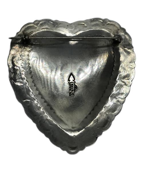 Navajo（ナバホ）NAVAJO (ナバホ) ハートモチーフブローチ シルバーの古着・服飾アイテム