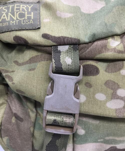 MYSTERY RANCH（ミステリーランチ）MYSTERY RANCH (ミステリーランチ)  INVADER MESSENGER BAG グリーンの古着・服飾アイテム