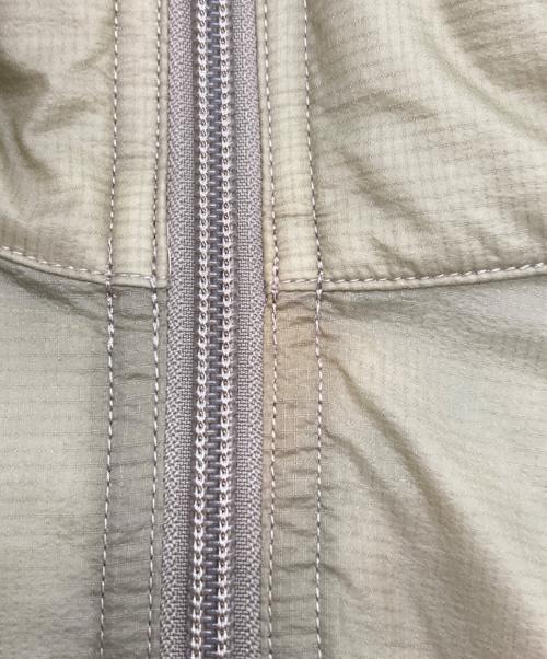 DAIWA PIER39（ダイワ ピア39）DAIWA PIER39 (ダイワ ピア39) TECH REVERSIBLE PULLOVER PUFF VEST ベージュ×オリーブ サイズ:FREEの古着・服飾アイテム