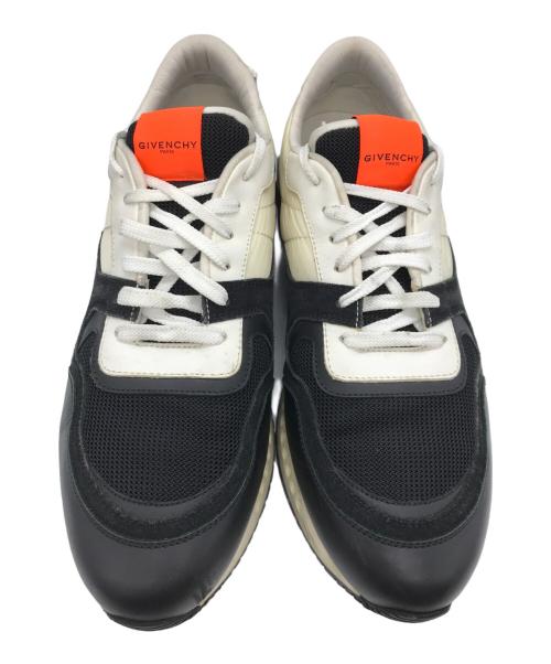 GIVENCHY（ジバンシィ）GIVENCHY (ジバンシィ) ローカットスニーカー ブラック×ホワイト サイズ:記載なしの古着・服飾アイテム