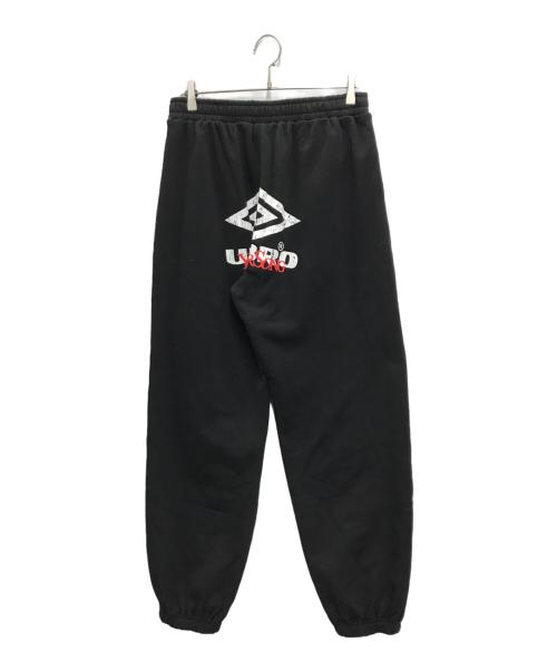 YOUNGER SONG（ヤンガーソング）Younger Song (ヤンガーソング) UMBRO (アンブロ) sweat pants ブラック サイズ:Lの古着・服飾アイテム