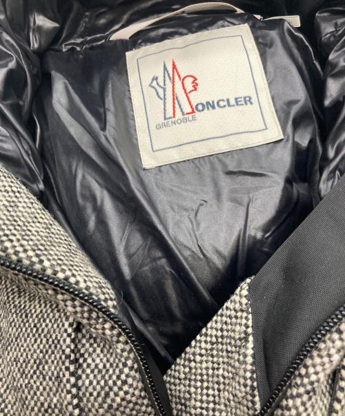 MONCLER GRENOBLE（モンクレール グルノーブル）MONCLER GRENOBLE (モンクレール グルノーブル) AIGUILLETTE グレー サイズ:5の古着・服飾アイテム
